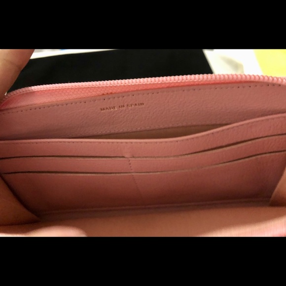 Authentic Chanel logo wallet - Picture 6 of 16